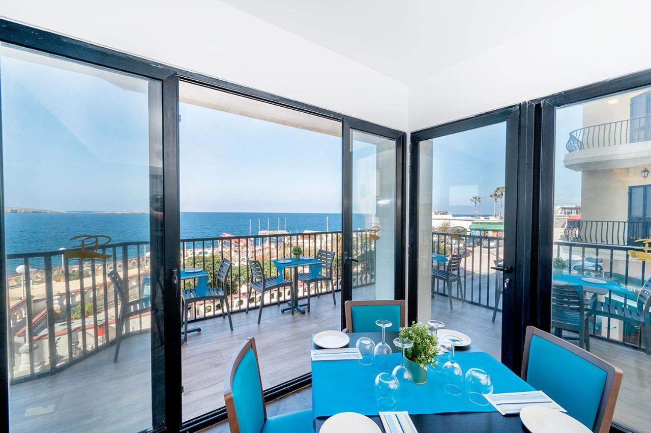 Islet Promenade Seafront Apartment With Large Corner Terrace By Getawaysmalta St. Paul's Bay Exterior photo